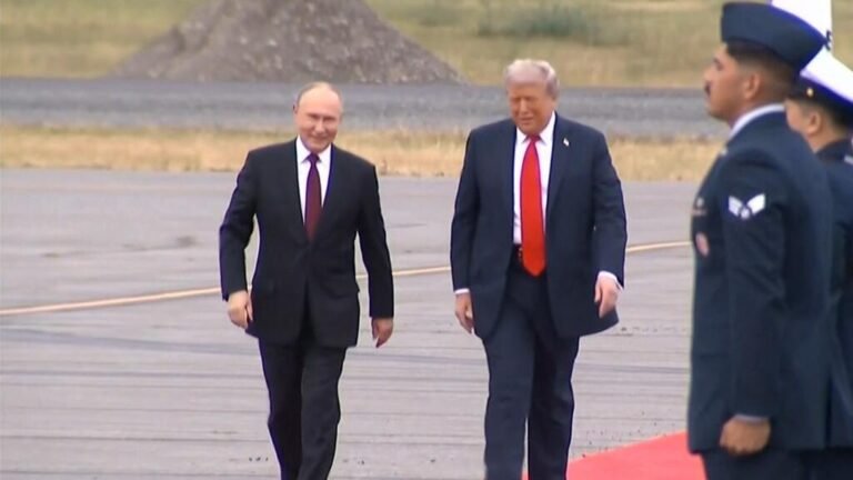 Sin acuerdo concreto, pero en diálogos: así se desarrolló la cumbre Trump – Putin