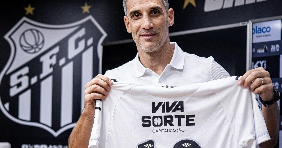 "Quiero ayudar", la promesa del tercer DT argentino que tendrá Neymar para rescatar al Santos de Brasil de la crisis