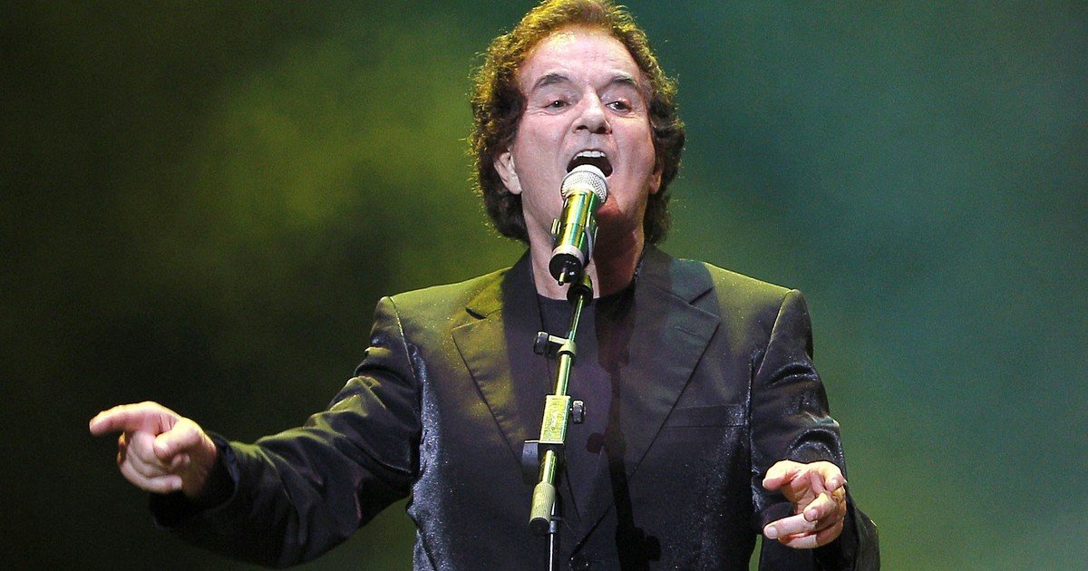 Murió Manuel de la Calva, cantante del Dúo Dinámico que popularizó el clásico "Resistiré"