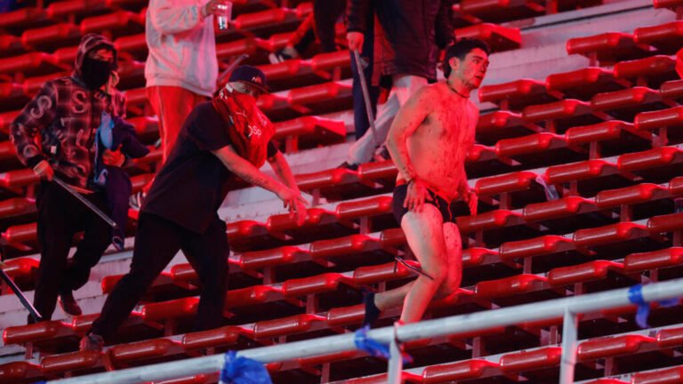 Violencia en la tribuna: diez heridos y más de 100 detenidos tras partido de fútbol en Argentina