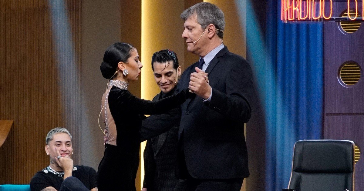 Mario Pergolini hizo un programa de tango desde el Obelisco y "aprendió" a bailarlo