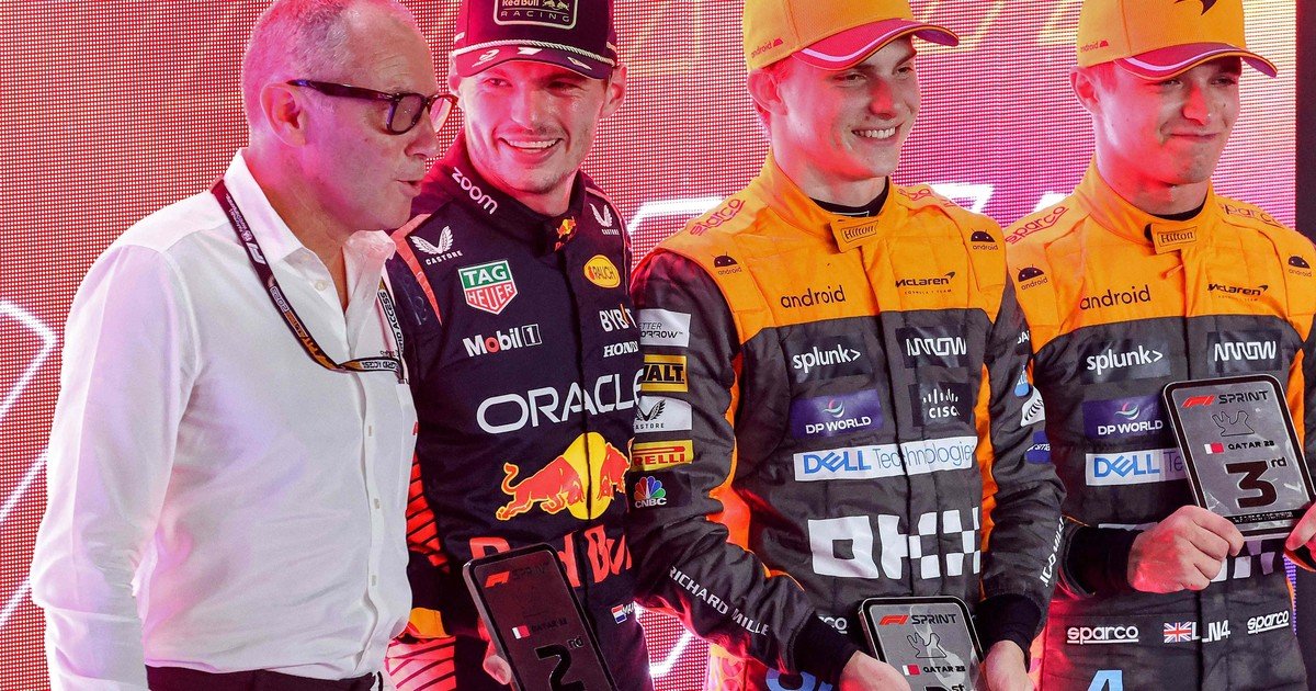 La Fórmula 1 se prepara para más cambios: Stefano Domenicali admitió que planea sumar carreras sprint y volver a modificar el formato