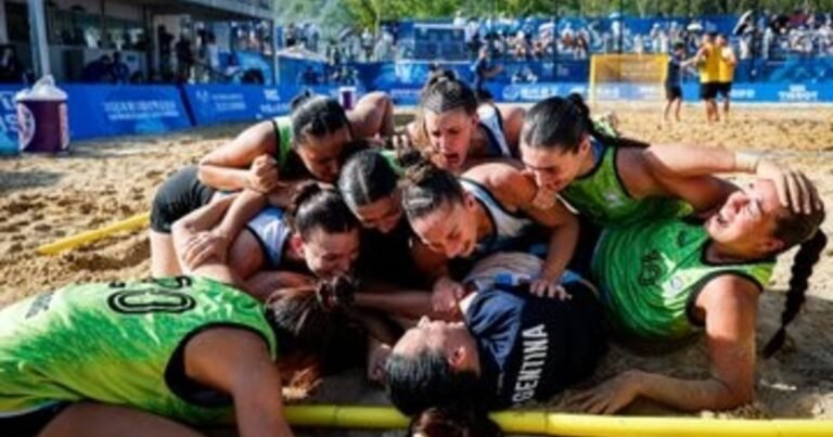 Histórico: las Kamikazes campeonas del mundo de Beach Handball