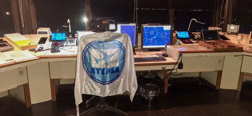 Miles de pasajeros varados por el paro nacional de los Controladores de Tránsito Aéreo