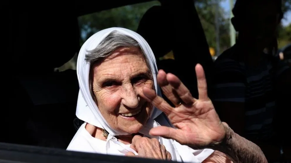 Murió Lolín a los 100 años, última madre de Plaza de Mayo neuquina
