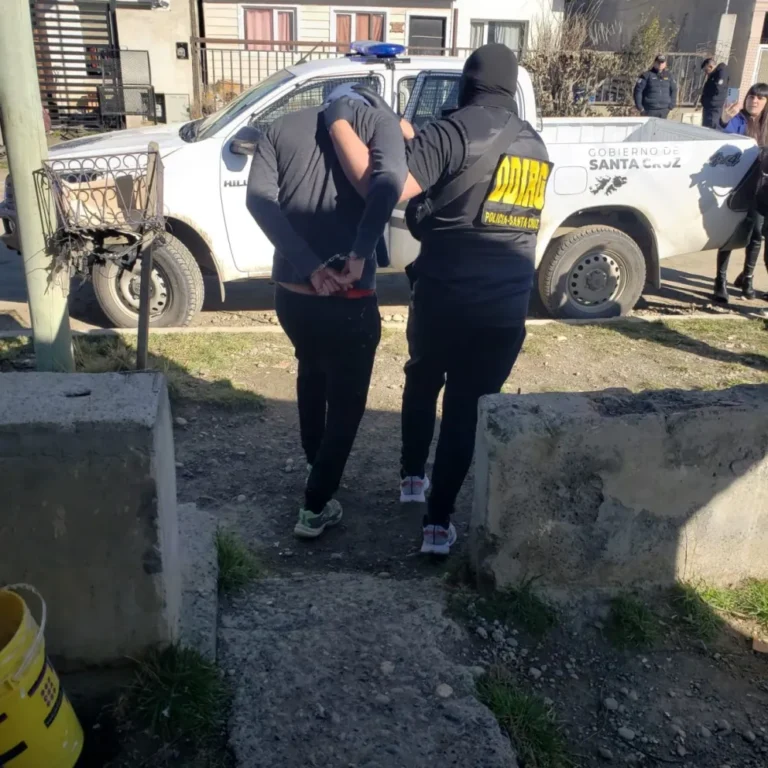 Allanamientos y detenidos por el robo en el Tribunal de Cuentas de Río Gallegos