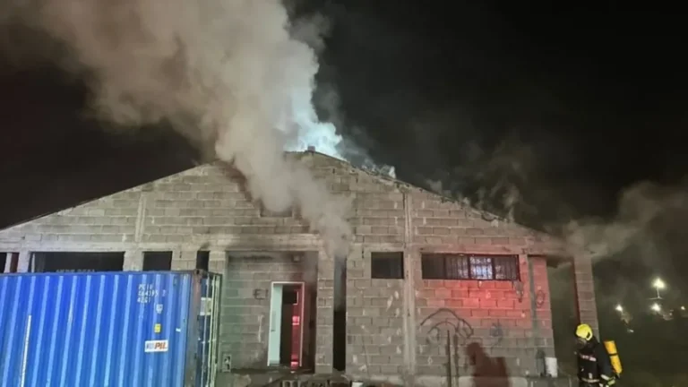 Nuevo incendio en depósito de SEROS: sospechan que fue intencional