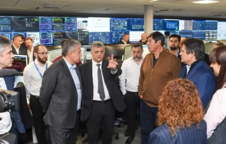 YPF inauguró en Neuquén su quinto RTIC para potenciar su producción en tiempo real