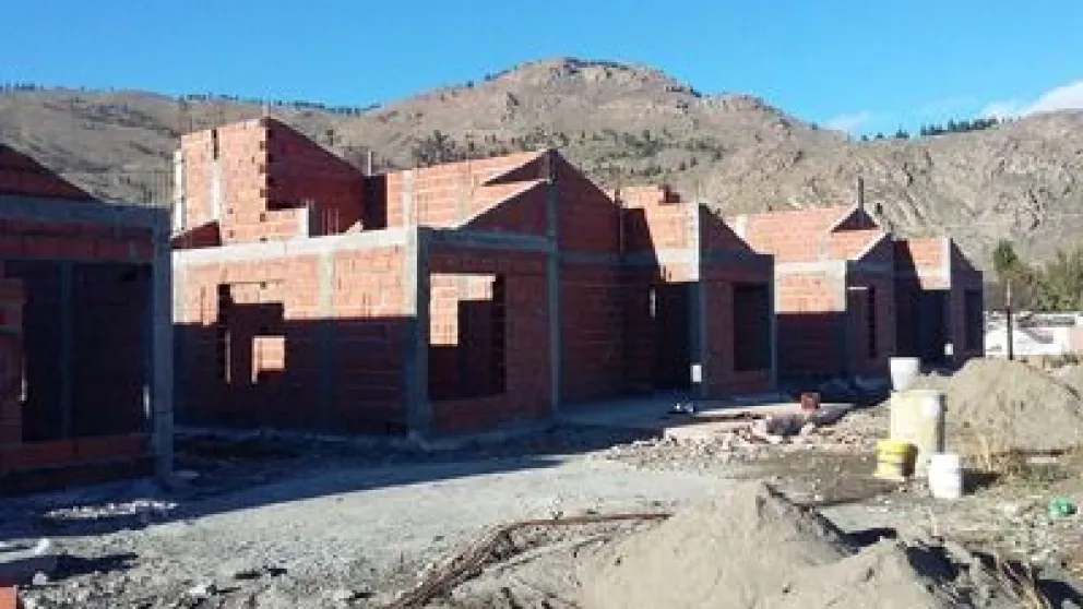 El Gobierno Nacional transfiere programas de vivienda a provincias y municipios