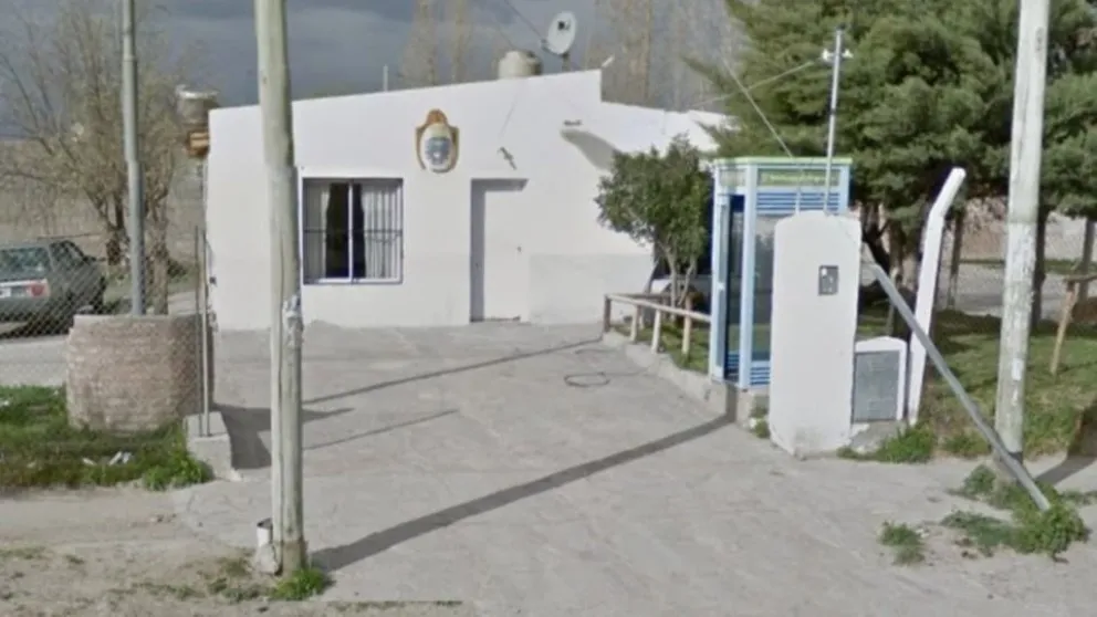 Detuvieron a una joven con pedido de captura en barrio Constitución