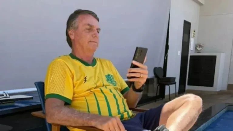 Ordenaron la detención domiciliaria de Jair Bolsonaro