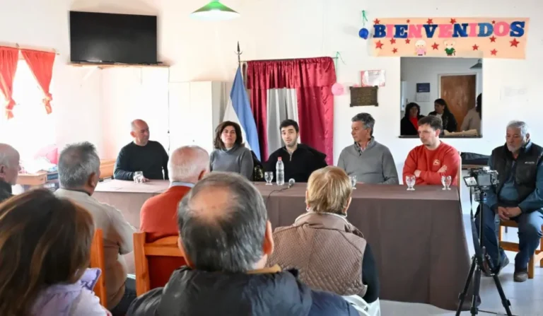 Torres destacó el rol de los centros de jubilados: “Vamos a seguir acompañando a estos espacios de contención”