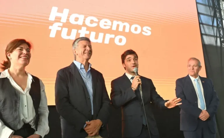 Torres: “Cuando asumimos, el 50% de los chicos de 3er. grado no sabía leer ni escribir, hoy más del 80% de los chicos de 1er. grado ya lee y escribe”