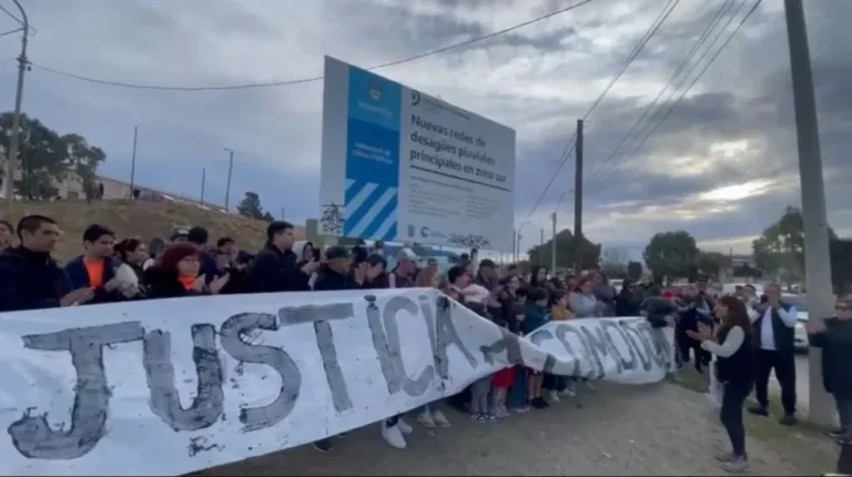Vecinos piden justicia por la Causa Emergencia Climática