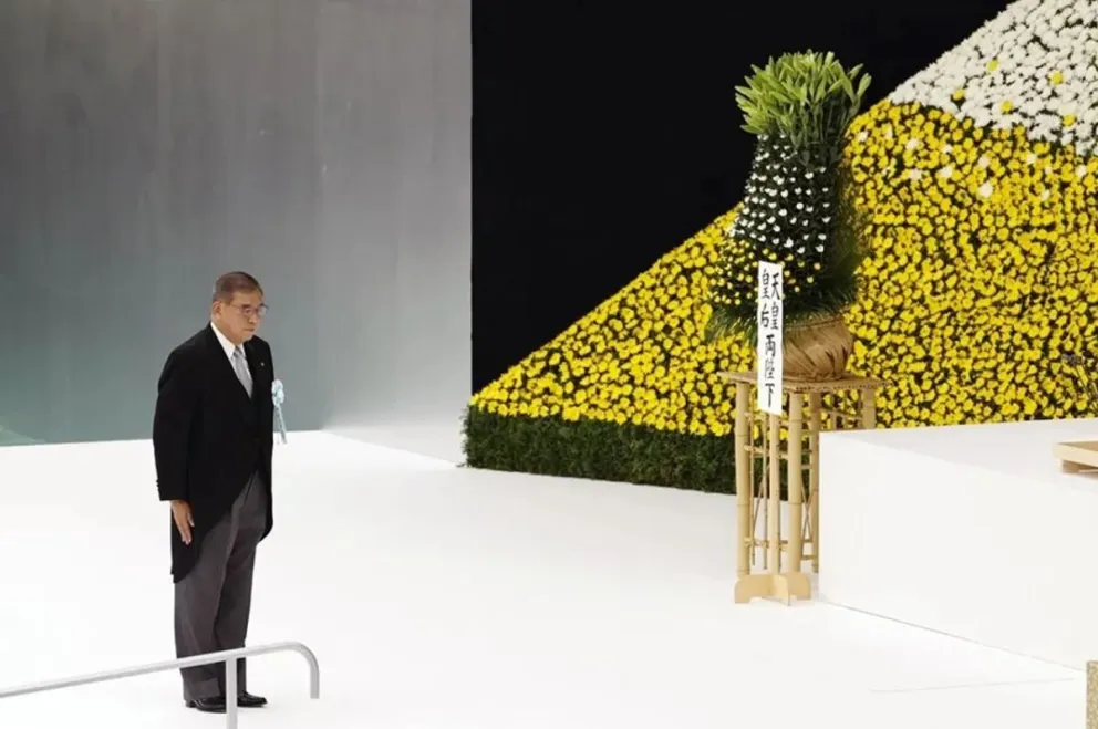 Japón honra a los caídos y reafirma la paz a 80 años del fin de la Segunda Guerra Mundial