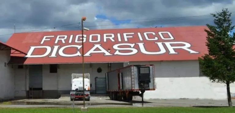 Asalto armado en el frigorífico de Trevelin: dos detenidos tras operativo cerrojo