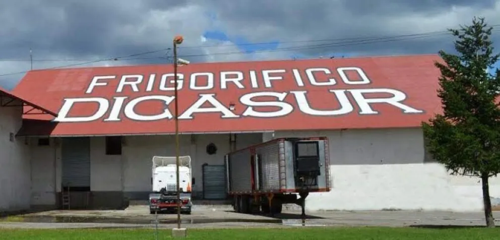 Asalto armado en el frigorífico de Trevelin: dos detenidos tras operativo cerrojo