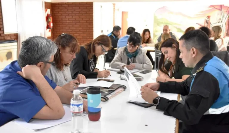 Mesa Intersectorial avanza en protocolo para adultos mayores en Trelew