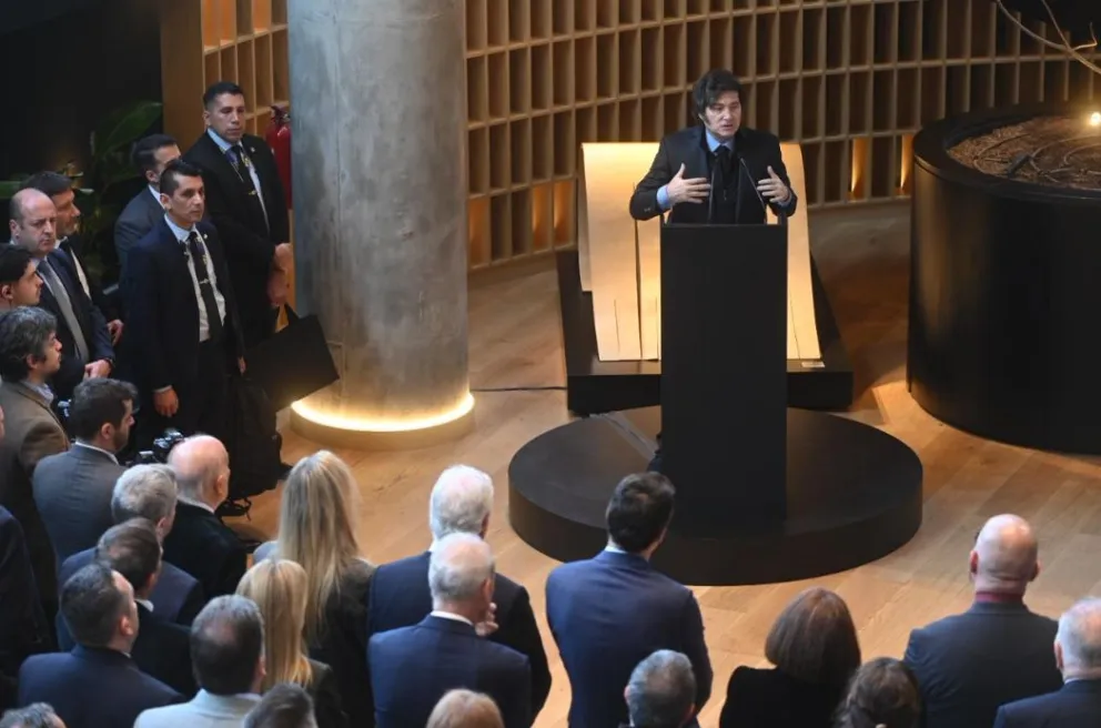 Milei minimizó las denuncias por coimas y lo atribuyó a la campaña