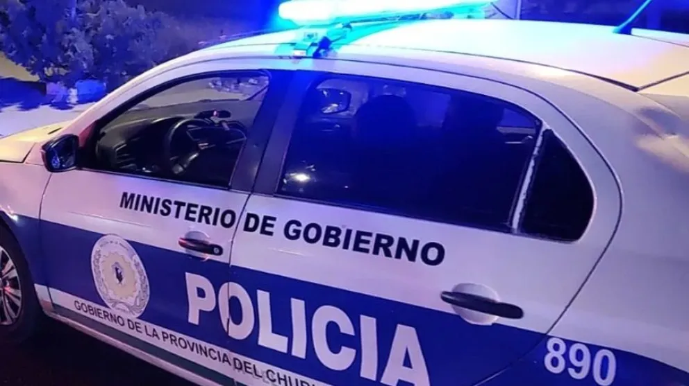 Un joven fue apuñalado en plena calle y está internado