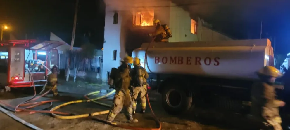Fuego en una vivienda de Sarmiento