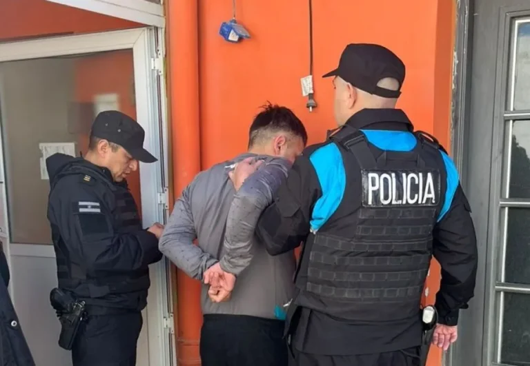 Detuvieron a “Jaimito” Martínez por escapar de la policía y embestir un móvil policial