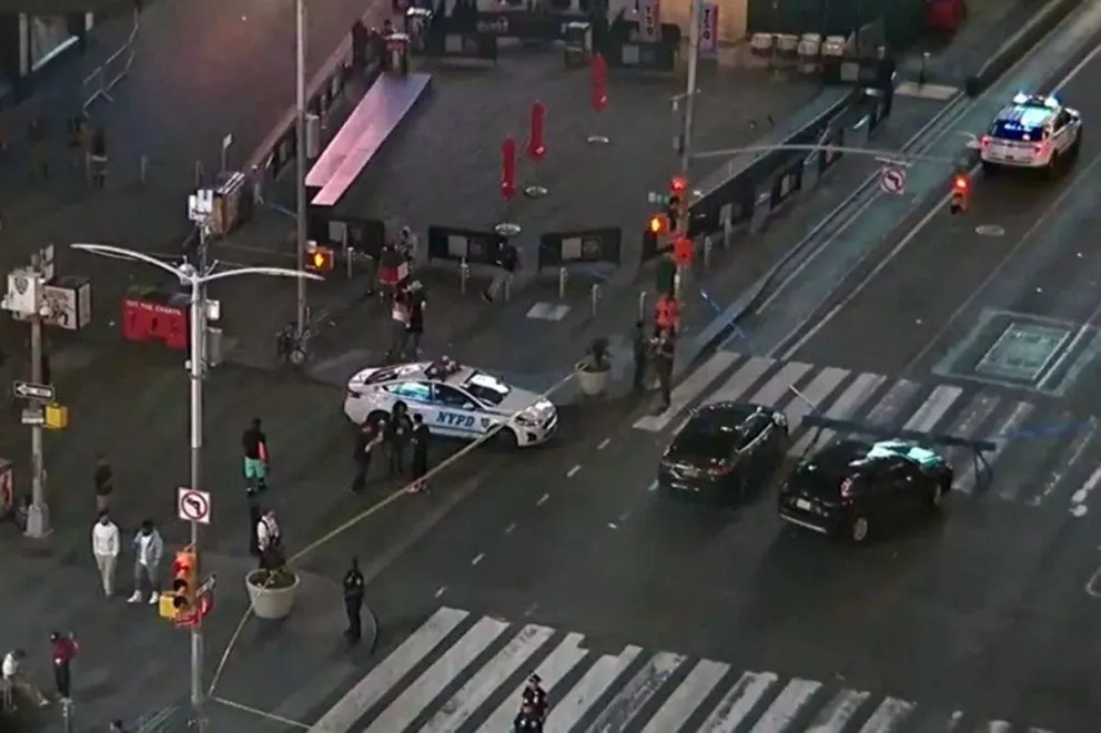 Nueva York: un adolescente fue detenido tras un tiroteo que dejó tres heridos