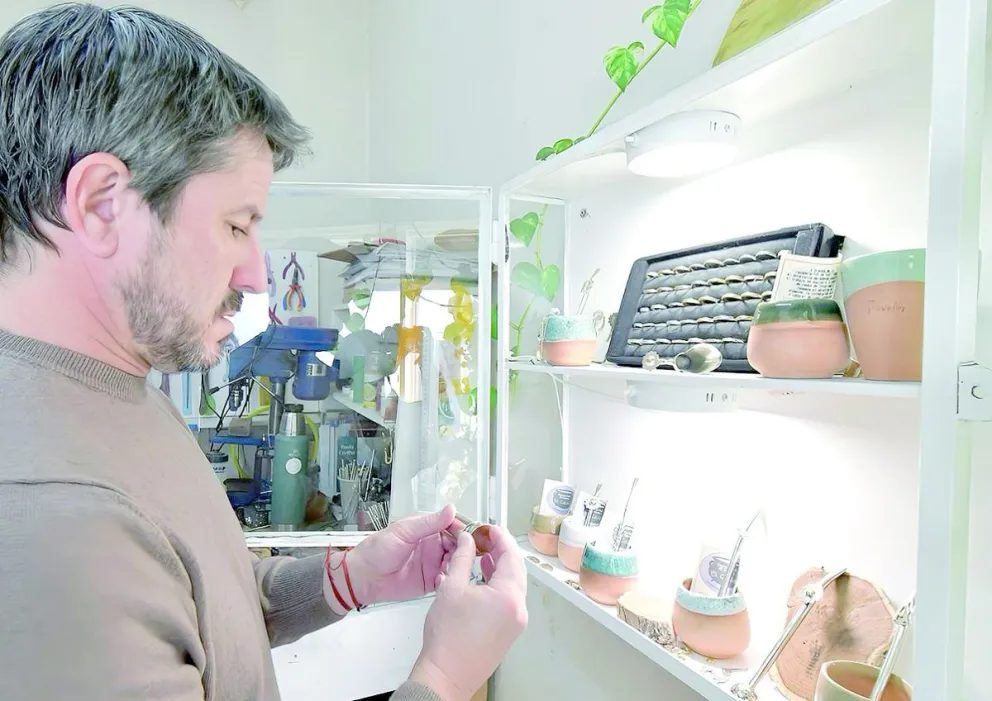 Merino recorrió Hilando Caminos y reforzó apoyo a la inclusión