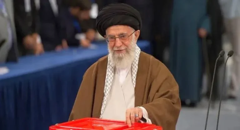 Líder supremo iraní dijo que Estados Unidos busca obediencia y rechazó  conversaciones directas con Washington