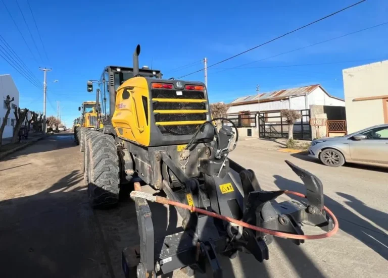 Exitoso taller de maquinarias pesadas en Puerto Deseado