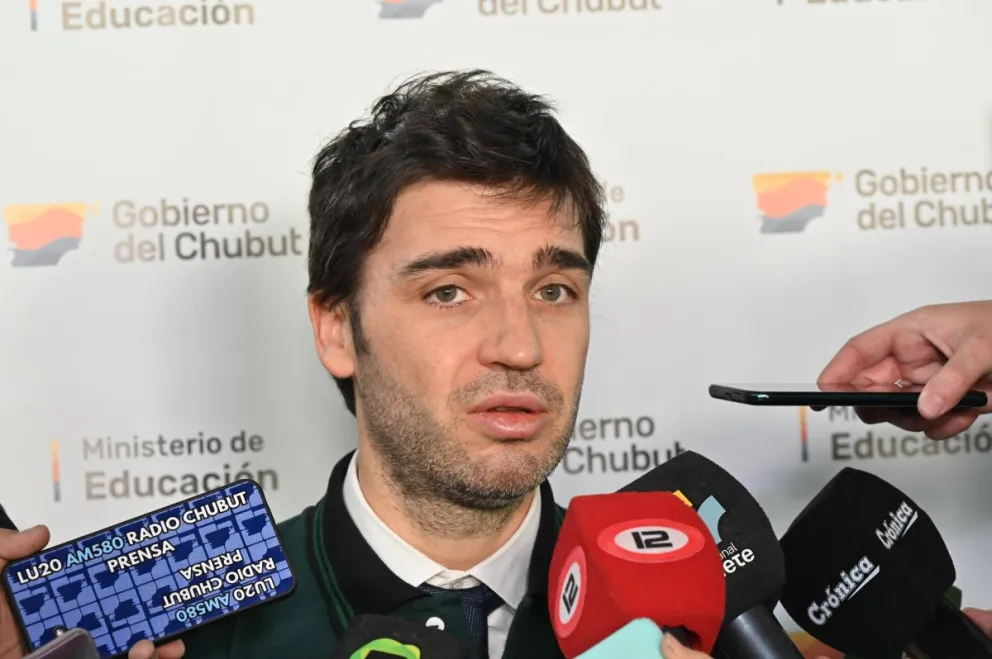 Torres cargó contra la oposición en la previa de la exposición de Ponce en la Legislatura