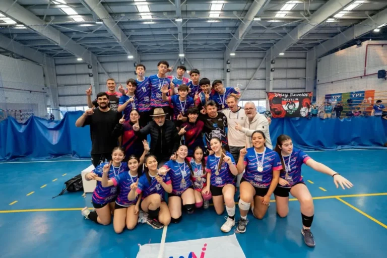 Othar participó del cierre de la instancia provincial de vóley de los Juegos Evita