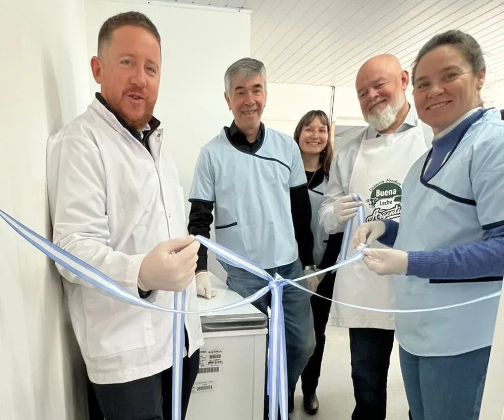 Bowen y Mirantes inauguraron Sala de Elaboración de Quesos Artesanales en Dolavon
