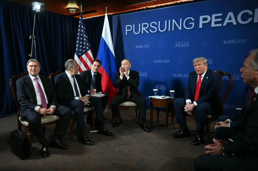 "¿Dejarás de matar civiles?": la pregunta que incomodó a Putin en su recibimiento con honores de Trump en Alaska