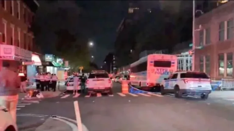 Sangriento tiroteo en Brooklyn: tres muertos y ocho heridos en un restaurante