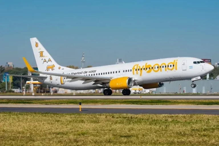 Flybondi suspenderá su ruta entre Buenos Aires y Comodoro Rivadavia desde octubre