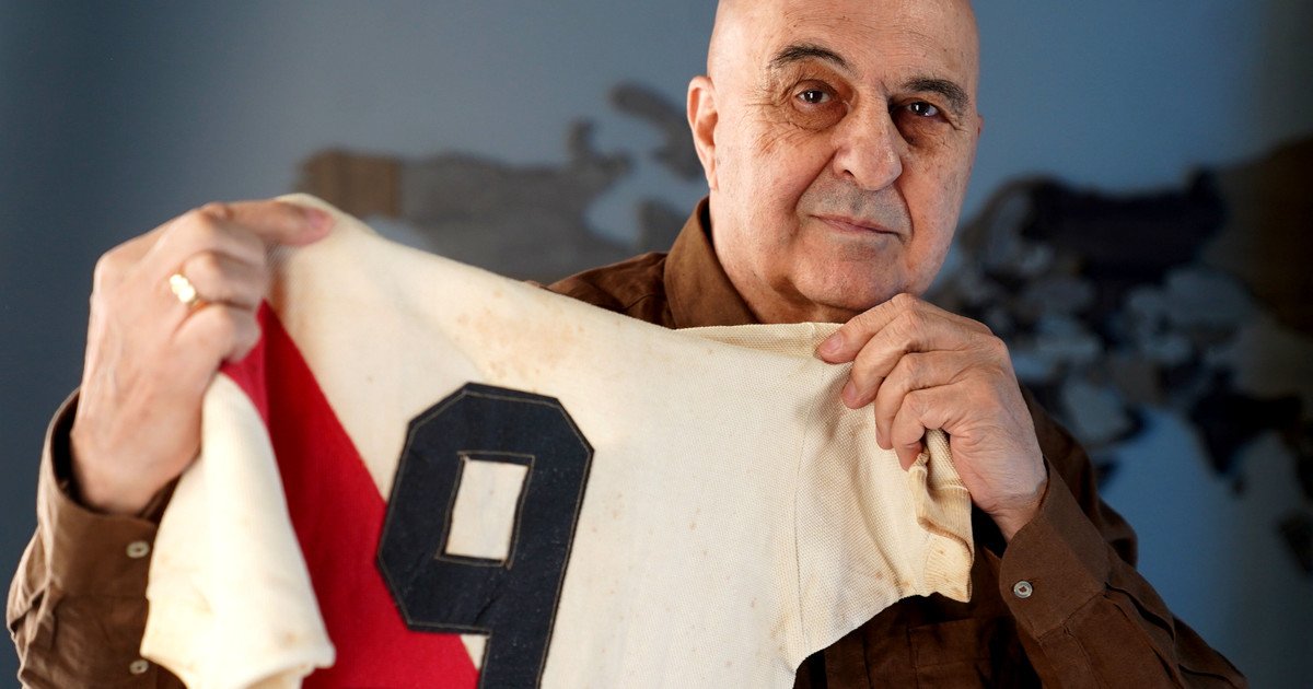 El ojo goleador del Puma Morete: "Pobre Cavani, está en un equipo que no genera nada"