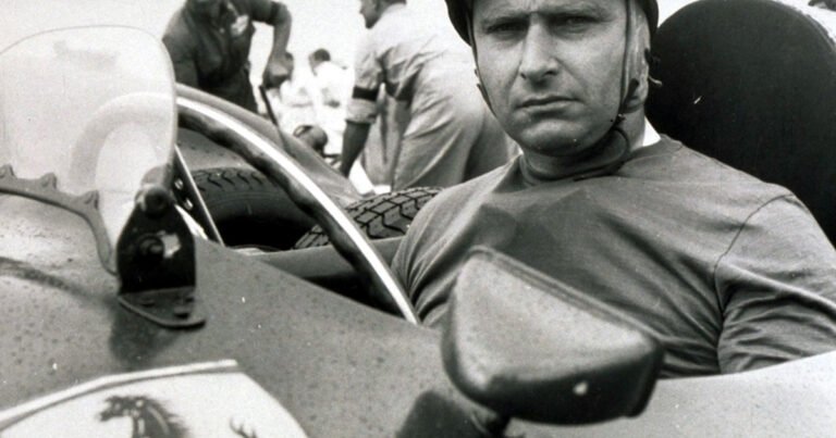 "Fangio, más allá del volante": el hombre detrás del mito en un libro imperdible para comprender al "Quíntuple"