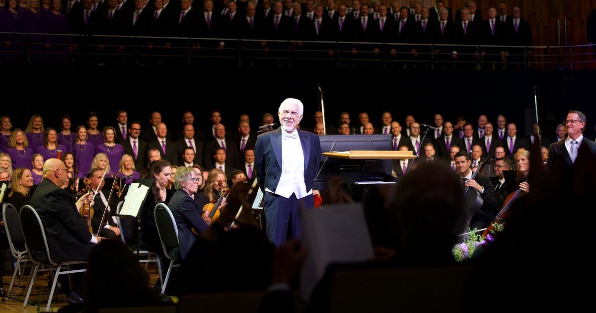Llega el Coro del Tabernáculo de la Manzana del Templo, 400 personas en escena para alabar a Dios