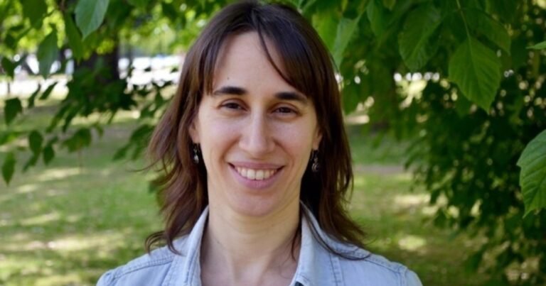 Memorias de la pandemia: Muertes, encierros y prohibiciones en la novela de Mercedes Calzado