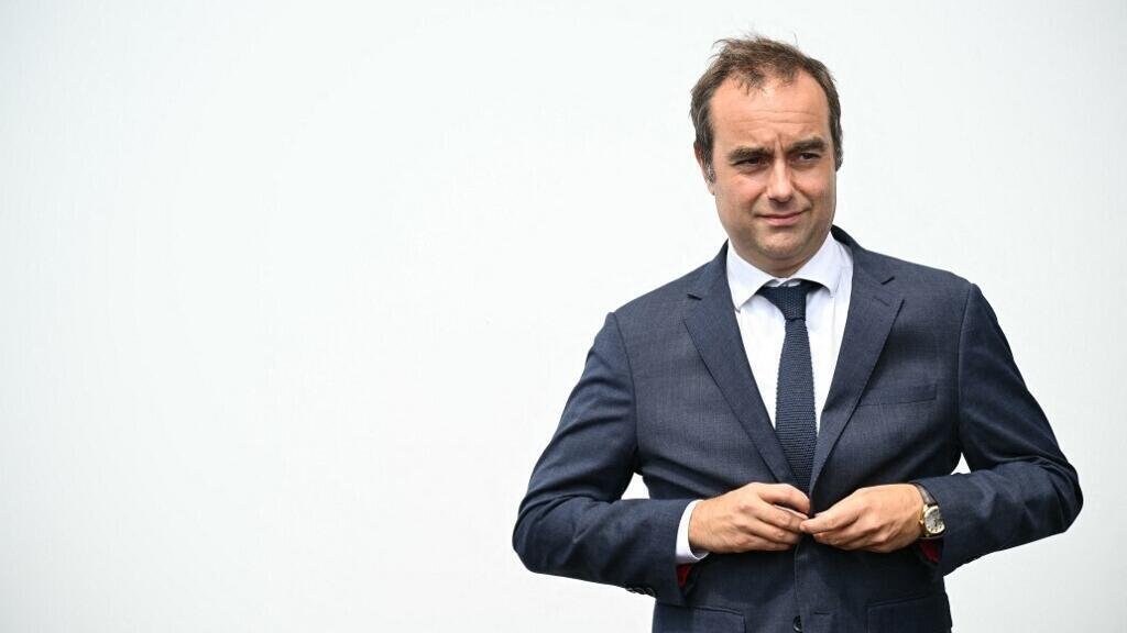 Francia: Lecornu descarta impuesto a las grandes fortunas y revive el fantasma de una moción de censura