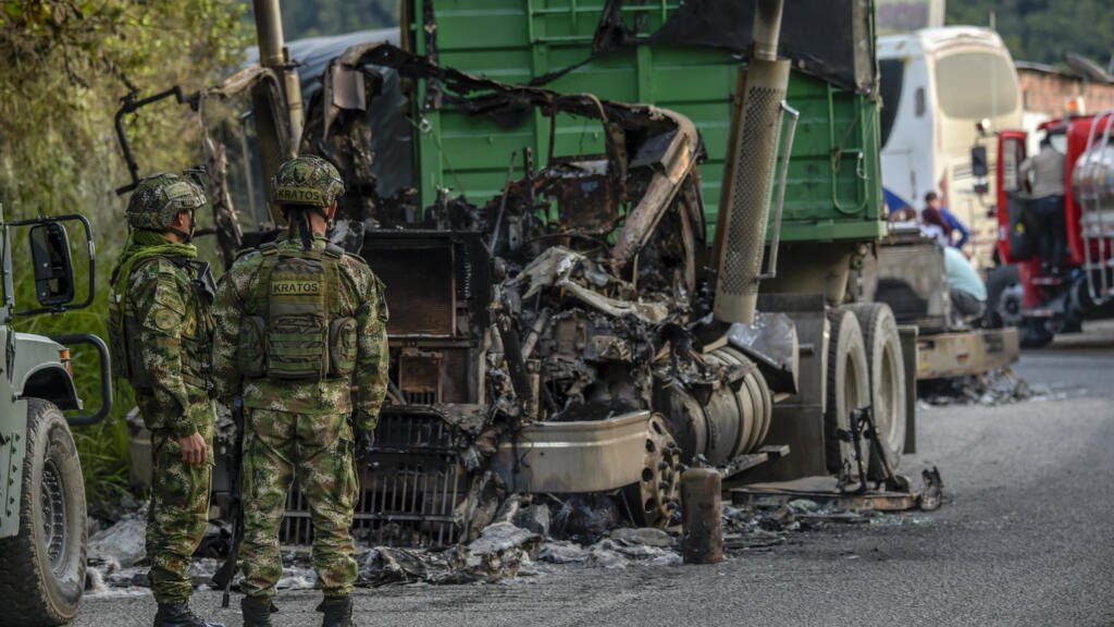 Liberados 45 soldados colombianos que habían sido retenidos en el occidente del país