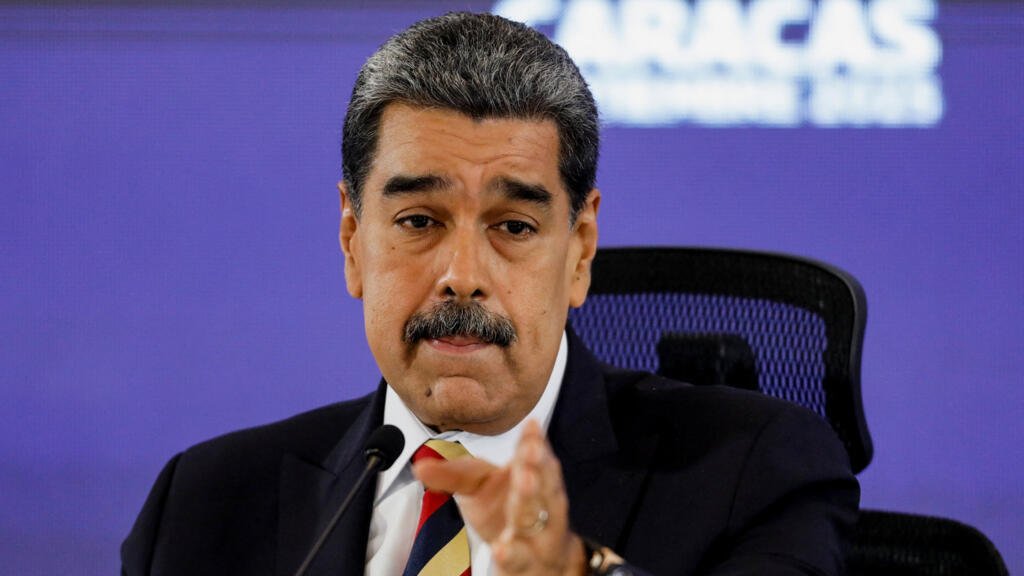 Maduro afirma que Venezuela encara "la mayor amenaza continental en un siglo" por el despliegue naval de EE. UU.
