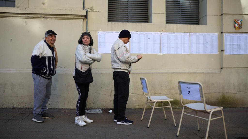 Buenos Aires: arrancan con retraso las votaciones en las elecciones legislativas