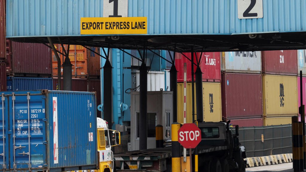 Fármacos, camiones y muebles, en la nueva andanada de aranceles de Donald Trump