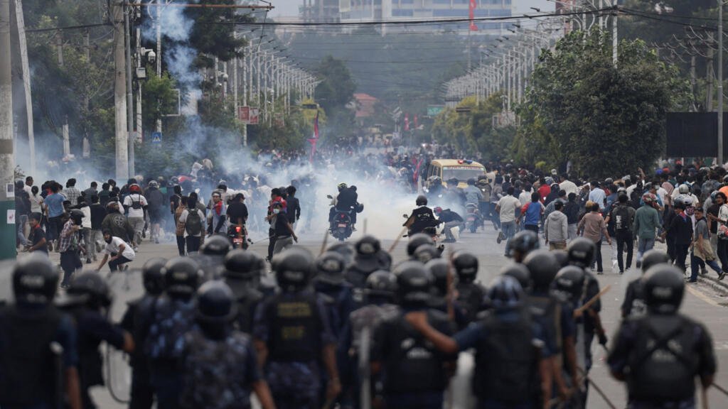 Nepal: 'protesta de la Generación Z' deja al menos 19 muertos y cientos de heridos