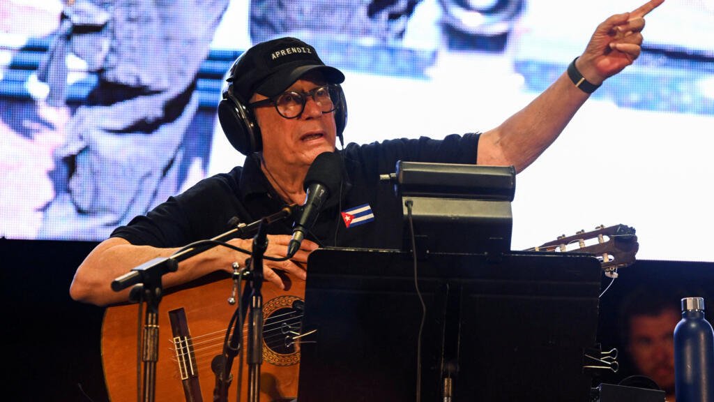 Silvio Rodríguez inicia su gira por Latinoamérica con un canto a los jóvenes de La Habana