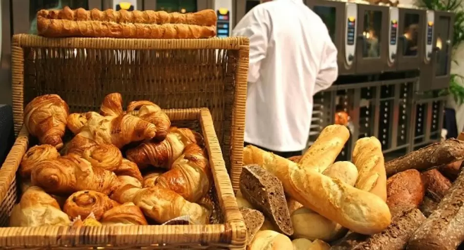 Cae 50% el consumo de pan y cierran 14.000 panaderías en 18 meses