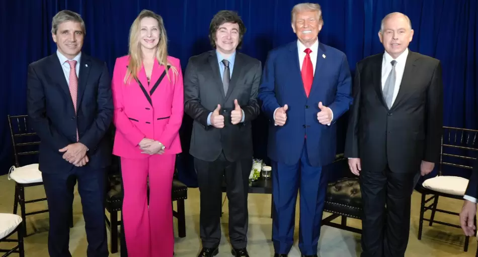 Caputo, eufórico tras el anuncio del swap que otorgará Trump: "Argentinos, empieza una nueva era"