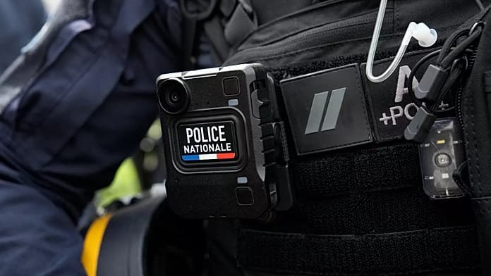 Un hombre armado con cuchillos hiere a 5 personas en Marsella antes de ser abatido por la Policía